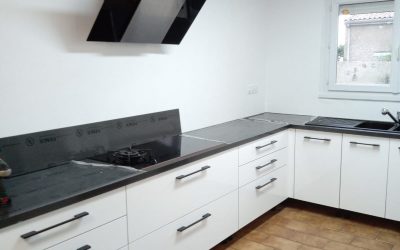 Raccordement machine à laver et lave vaisselle : Chantier cuisine réussi à Nîmes