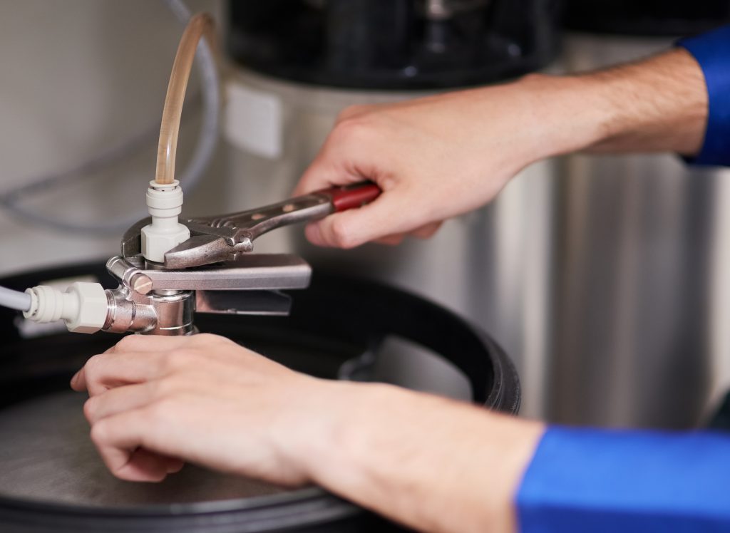 Comment remplacer un cumulus par un chauffe eau instantané ? Monsieur — free download
